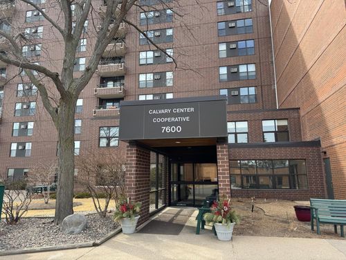 apt-706-7600 Golden Valley Rd, Golden Valley, MN, 55427-4560 | Card Image