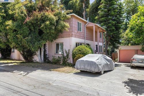 2734 Barry Pl, Oakland, CA, 94601 | Card Image