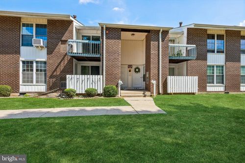 5b5-275 Green St, EDGEWATER PARK, NJ, 08010-2402 | Card Image