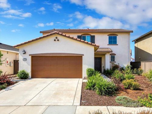 1338 Callison Way, Olivehurst, CA, 95961-8020 | Card Image
