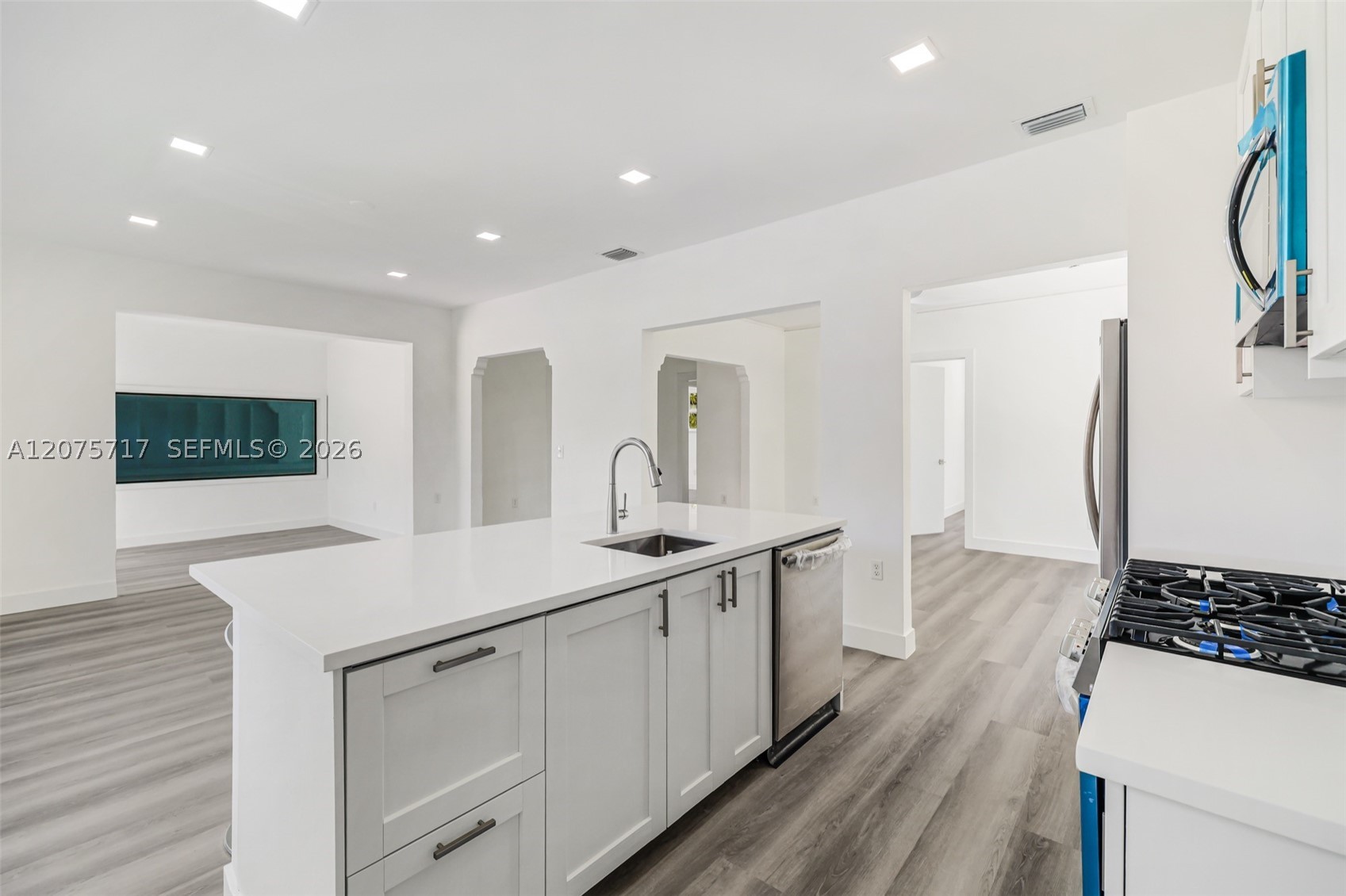Residential Income in North Miami 5