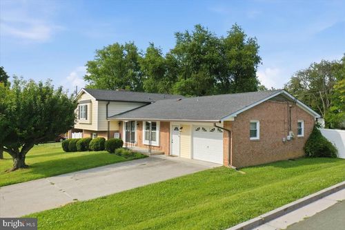 985 S Marshall St, FRONT ROYAL, VA, 22630-4248 | Card Image