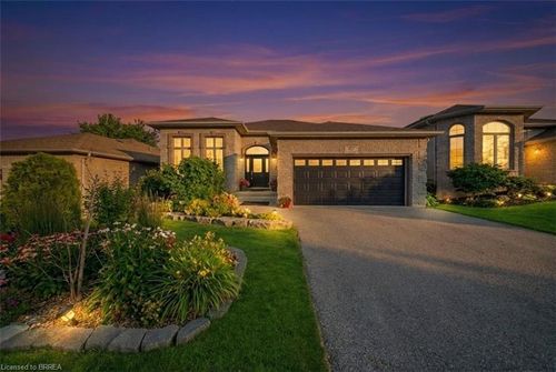 97 Daugaard Ave, Paris, ON, N3L4E5 | Card Image