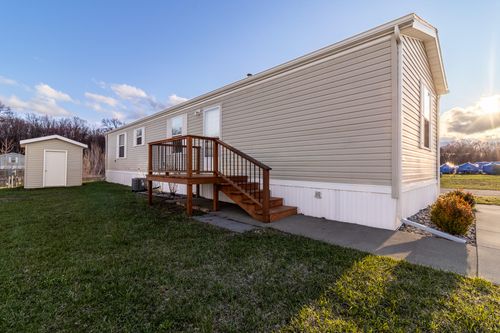 11975 Farm View Dr, Shelbyville, MI, 49344-9694 | Card Image