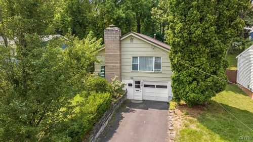 225 Male Ave, Syracuse, NY, 13219-1709 | Card Image
