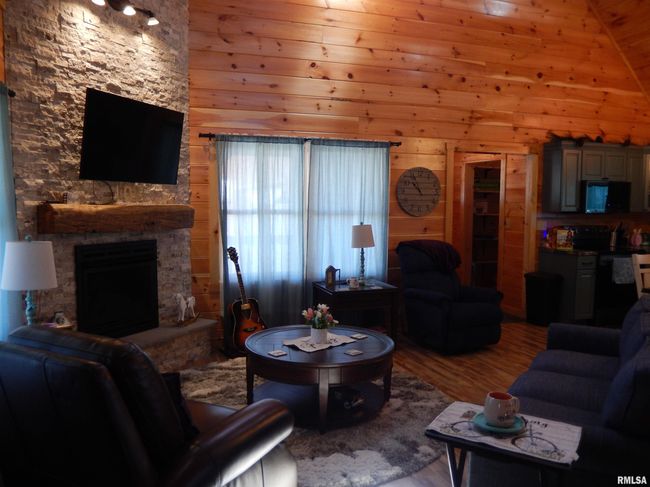 20195 N 1150 Th Rd, House other with 2 bedrooms, 2 bathrooms and null parking in Adair IL | Image 8