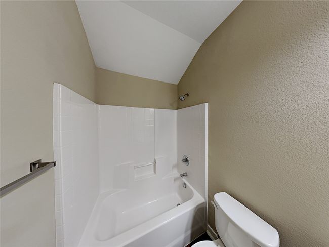 Full bath with shower combination and vaulted ceiling | Image 7