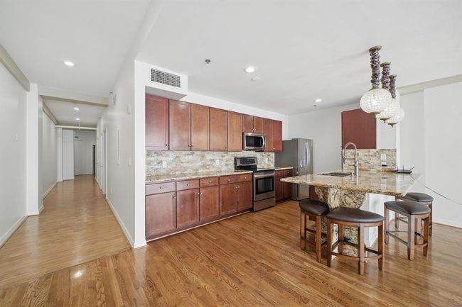 APT-1005 - 917 Main St, Condo with 2 bedrooms, 2 bathrooms and 1 parking in Houston TX | Image 20