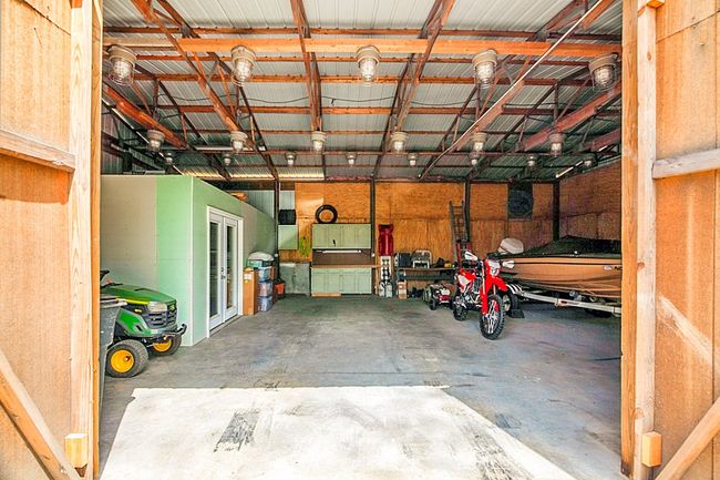 Brand new insulated/air conditioned contained workshop within | Image 23