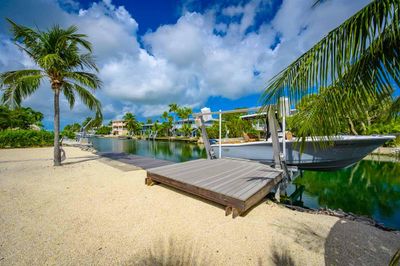 Dock and Boat Lift | Image 2