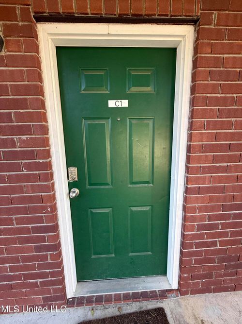 apt-c1-5080 Gautier Vancleave Rd, Gautier, MS, 39553-4816 | Card Image