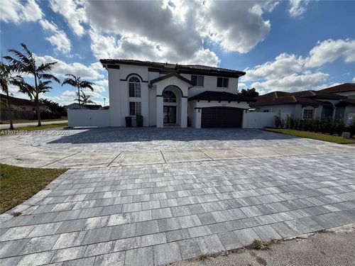 0-15624 Sw 20th St, Miami, FL, 33185-5826 | Card Image