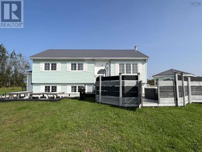 2361 N Wallace Rd, House other with 7 bedrooms, 3 bathrooms and null parking in North Wallace NS | Image 2