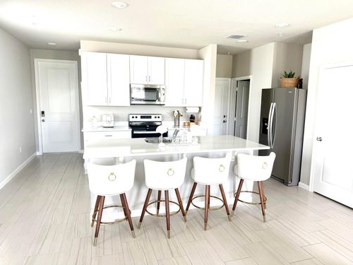 389 Salisbury Cir, Fort Pierce, FL, 34982-3911 | Card Image