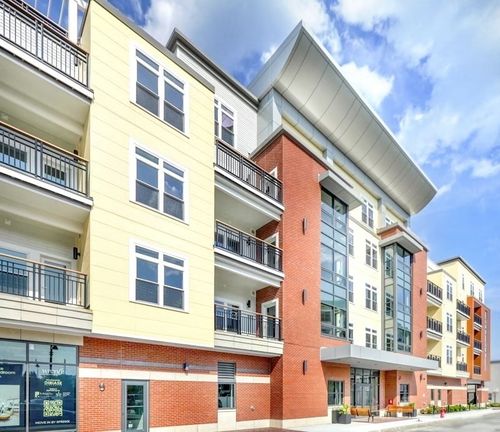 apt-204-62 Foundry St, Wakefield, MA, 01880-3269 | Card Image