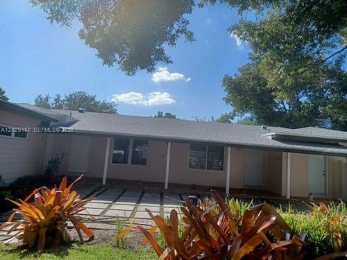 2-2016 Ne 14th Ct, Fort Lauderdale, FL, 33304-1414 | Card Image