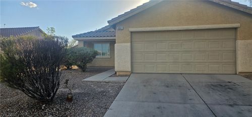 4841 Crystal Sword St, North Las Vegas, NV, 89031-2569 | Card Image