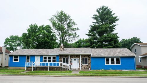 510 W Harrison St, Villa Grove, IL, 61956-1024 | Card Image