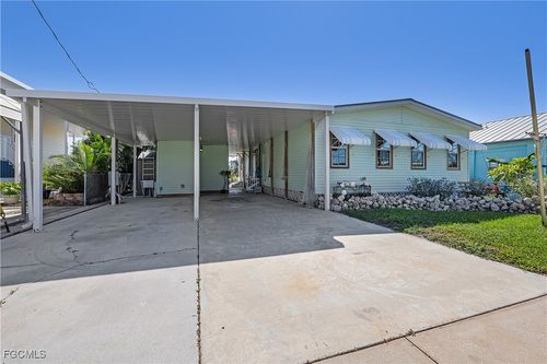 2592 York Rd, St. James City, FL, 33956-2257 | Card Image