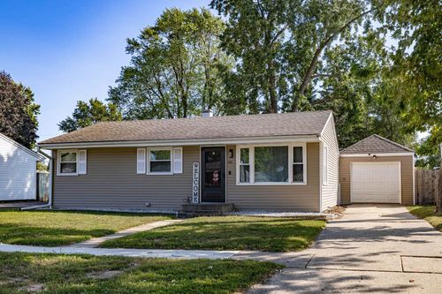 2111 Exeter Ave, LOVES PARK, IL, 61111-3242 | Card Image