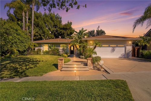 806 Adlena Dr, Fullerton, CA, 92833-2315 | Card Image