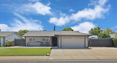 822 Buchanon Lane, Manteca, CA, 95336 | Card Image