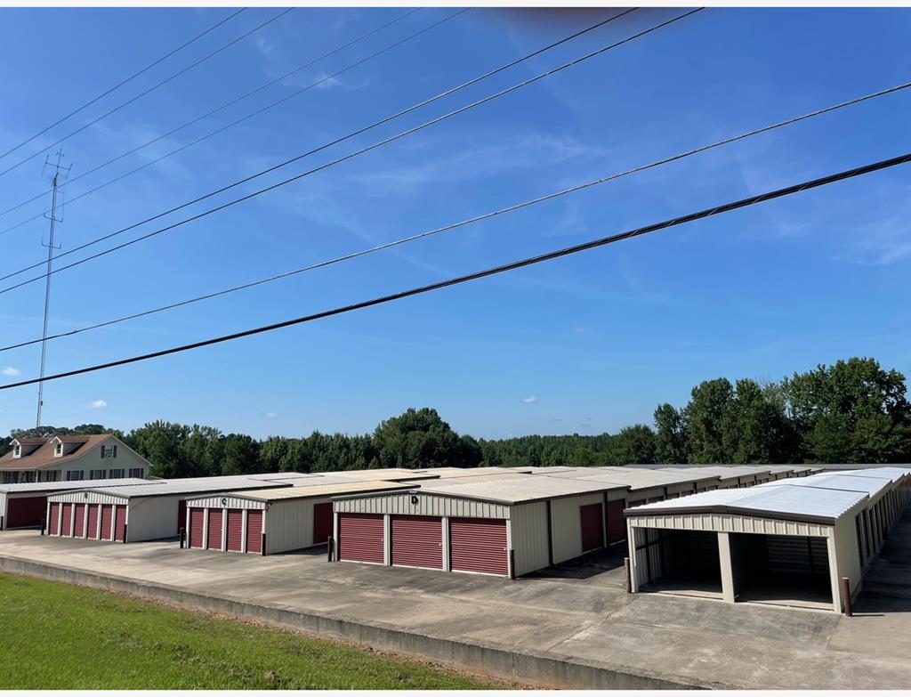 985 Veterans Pkwy, Barnesville, GA 30204