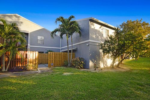 apt-b-30 Crossings Cir, Boynton Beach, FL, 33435-2177 | Card Image