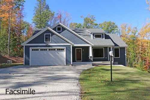 29-427 Grady Ln, Pembroke, NH, 03275-3273 | Card Image