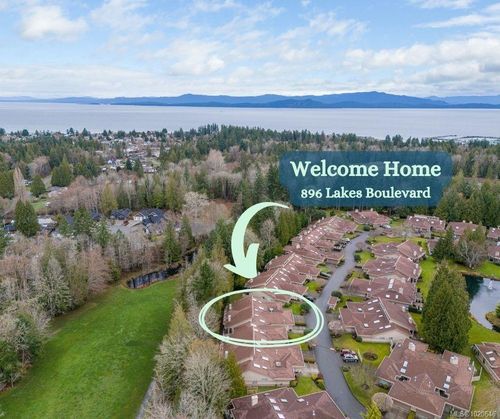 896 Lakes Blvd, Parksville, BC, V9P2P8 | Card Image