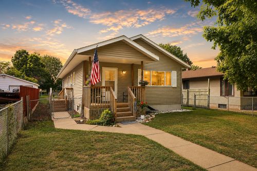 141 36th Ave N, Saint Cloud, MN, 56303-4043 | Card Image