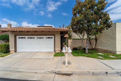 607 Valley Forge Dr, Placentia, CA, 92870 | Card Image
