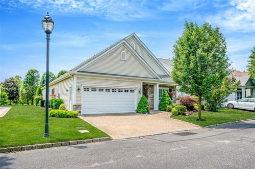 44 Louden Loop, Mount Sinai, NY, 11766-3410 | Card Image