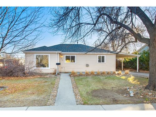 1050 Uvalda St, Aurora, CO, 80011-6435 | Card Image