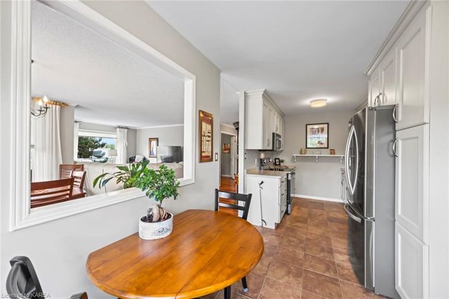 207 - 130 Wright Cres, House attached with 2 bedrooms, 2 bathrooms and 1 parking in Kingston ON | Image 23