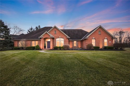 10600 Chestnut Hill Ln, Washingtn Twp, OH, 45458-3599 | Card Image