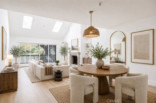 55 Sea Island Dr, Newport Beach, CA, 92660-5135 | Card Image