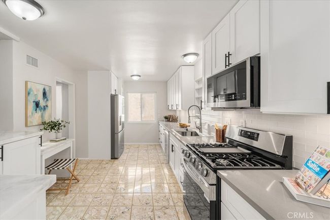 7387 Santa Elena Dr, House other with 4 bedrooms, 3 bathrooms and 2 parking in Buena Park CA | Image 15