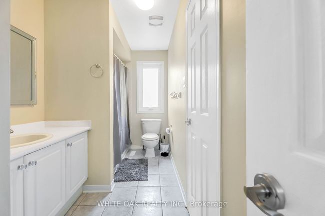 43 Sassafras Cir, House attached with 4 bedrooms, 4 bathrooms and 2 parking in Thornhill ON | Image 31