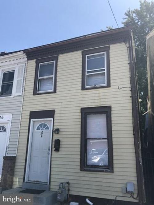 224 Liberty Ct, YORK, PA, 17403-2325 | Card Image