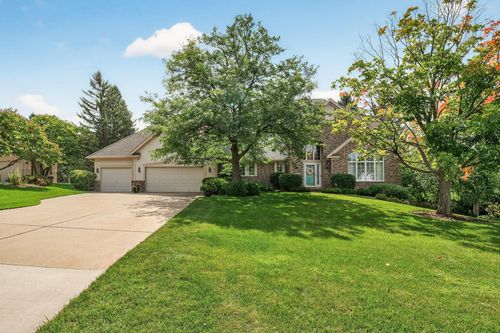 606 Sutcliff Cir, Mendota Heights, MN, 55118-1000 | Card Image