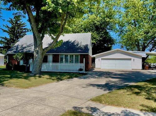 626 Skyles Rd, Englewood, OH, 45322-3228 | Card Image