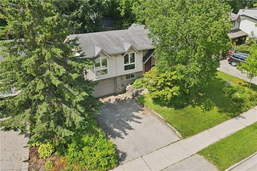 18 Gateway Dr, Guelph, ON, N1H6W8 | Card Image