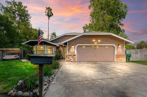 5443 Bridge Creek Ln, Carmichael, CA, 95608-3280 | Card Image