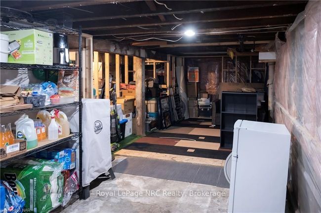 148 York St, House other with 2 bedrooms, 2 bathrooms and 2 parking in Saint Catharines ON | Image 21