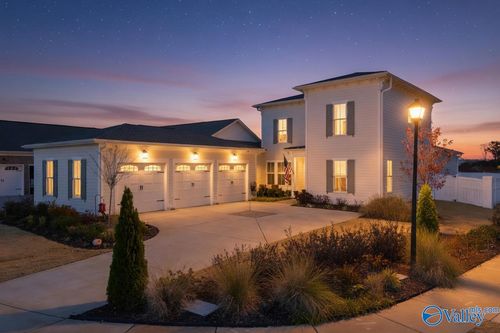255 Farmhouse Dr, Madison, AL, 35757-5513 | Card Image