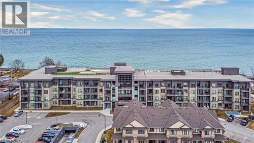 321-35 Southshore Cres, Stoney Creek, ON, L8E0J2 | Card Image