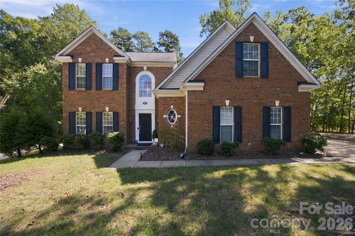 195 Huntly Ln, Mooresville, NC, 28115-3456 | Card Image