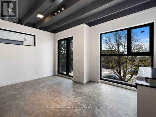 5-155 Thirtieth St, Toronto, ON, M8W3C3 | Card Image