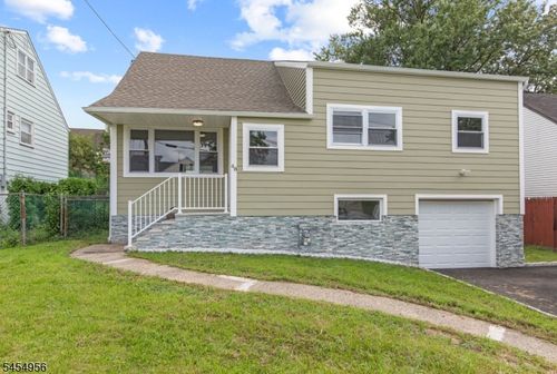 48 Farmingdale Rd, Fords, NJ, 08863-1328 | Card Image